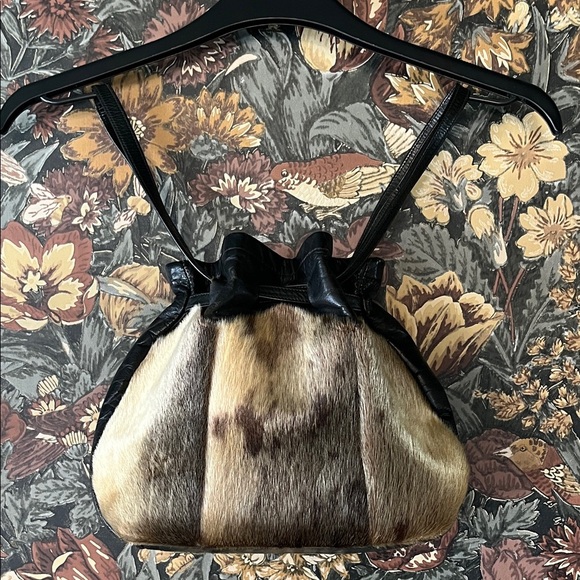 Vintage Seal Fur & Leather Handbag — Québec Artisan Piece - Picture 13 of 13